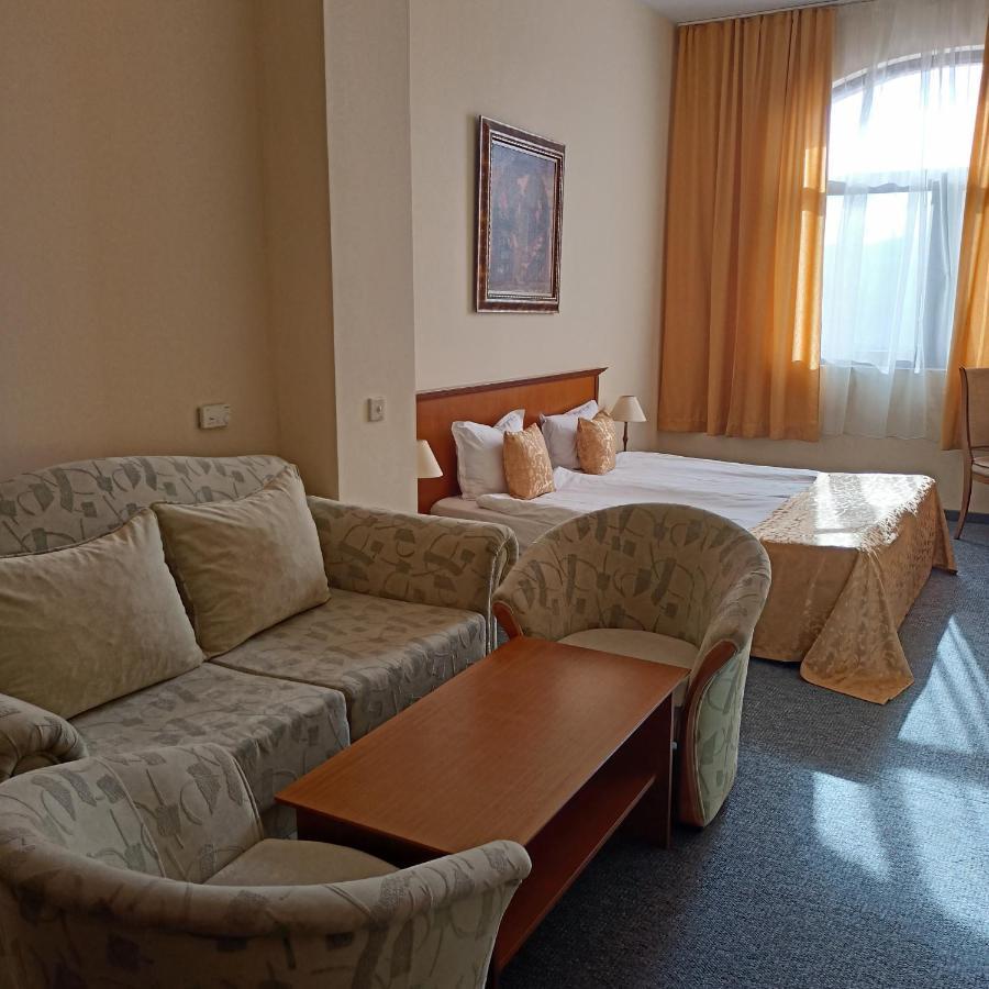 Hotel Panorama Veliko Tarnovo Extérieur photo