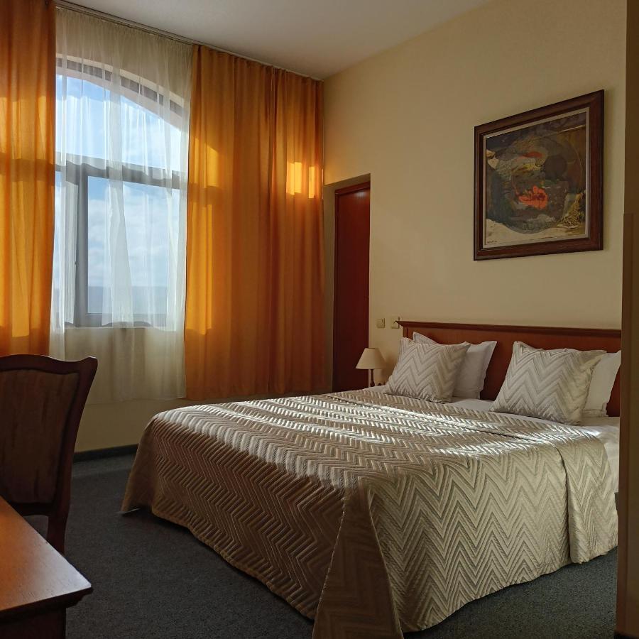 Hotel Panorama Veliko Tarnovo Extérieur photo